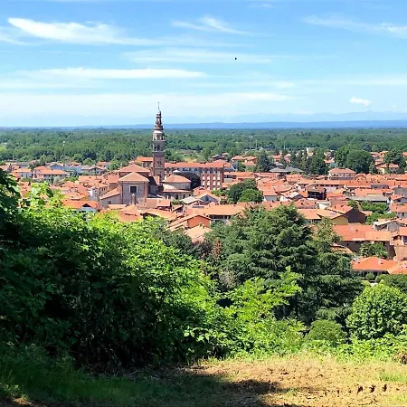 Di Design Nelle Colline Della Valsesia Villa