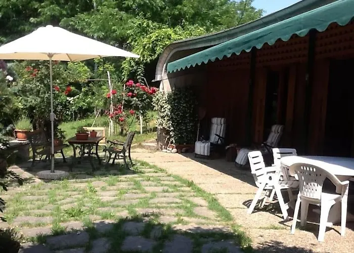 Di Design Nelle Colline Della Valsesia Villa *